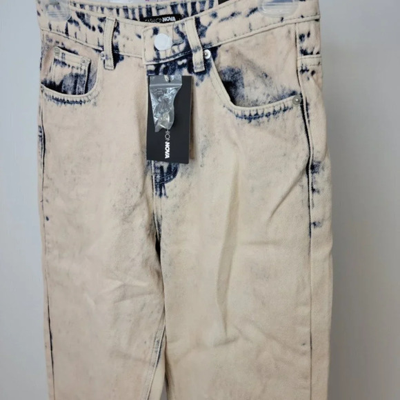 Fashion Nova Acid Wash High Rise Jeans Size 5 - Picture 2 of 5